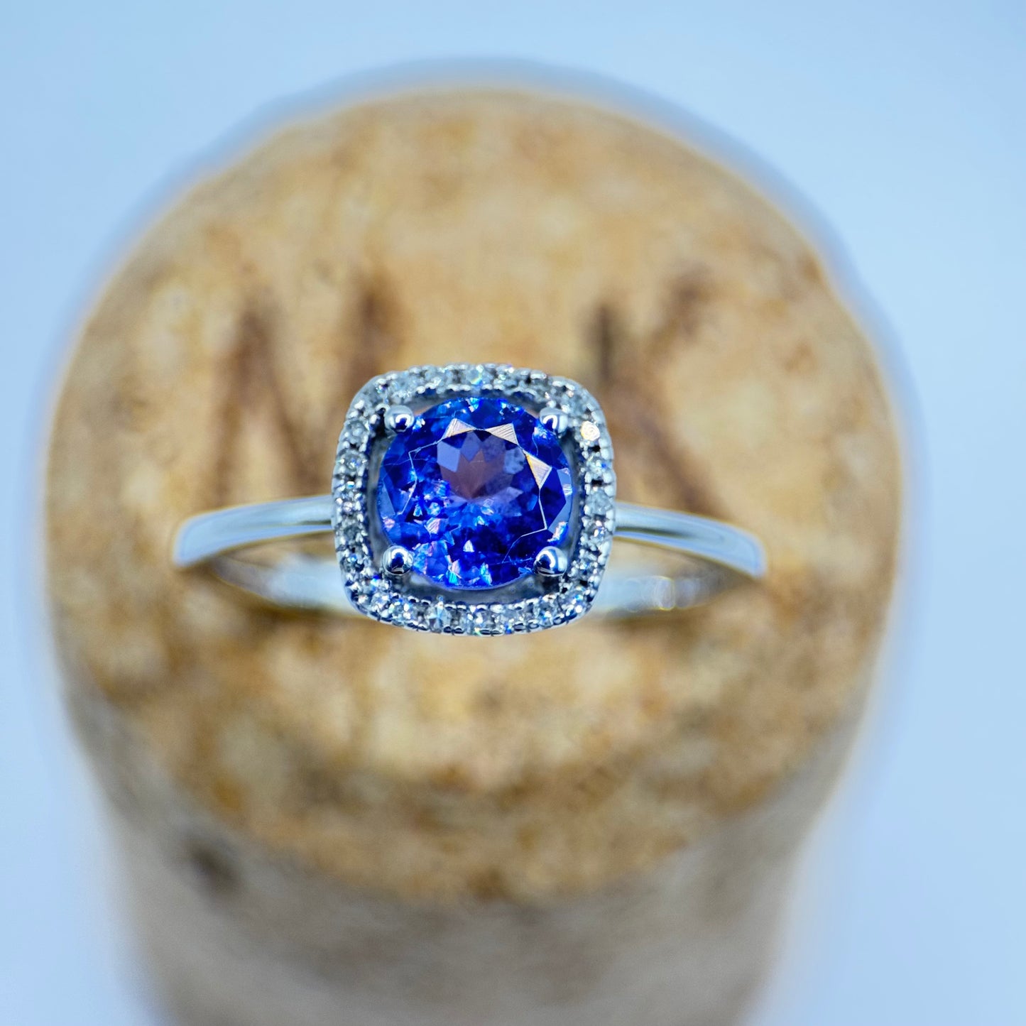 14ct White Gold Tanzanite and Diamond Ring