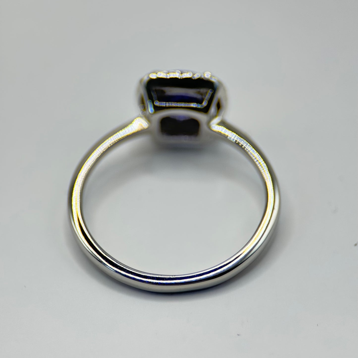 14ct White Gold Tanzanite and Diamond Ring