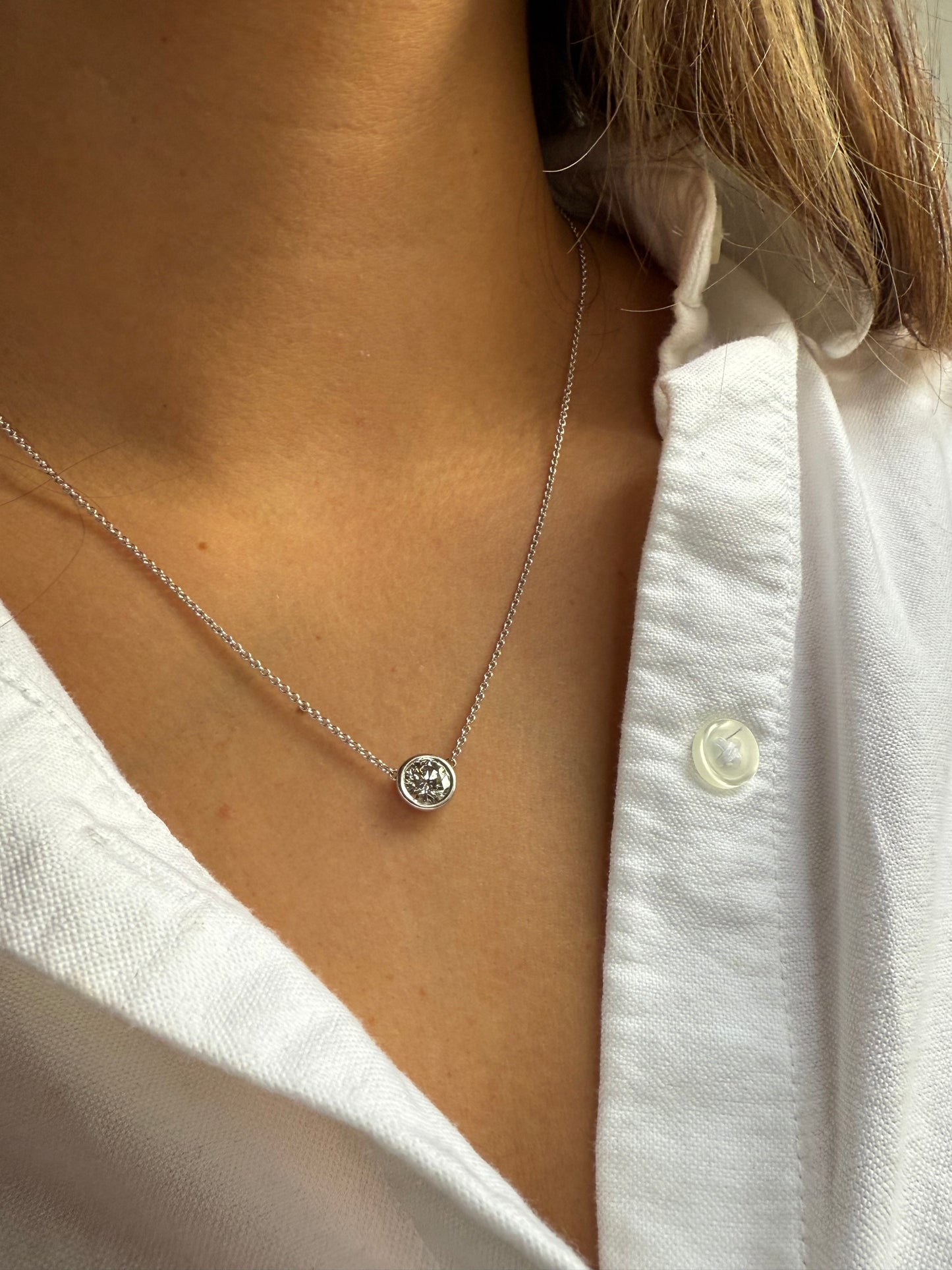1.3ct VS1 Diamond Pendant 18ct white gold