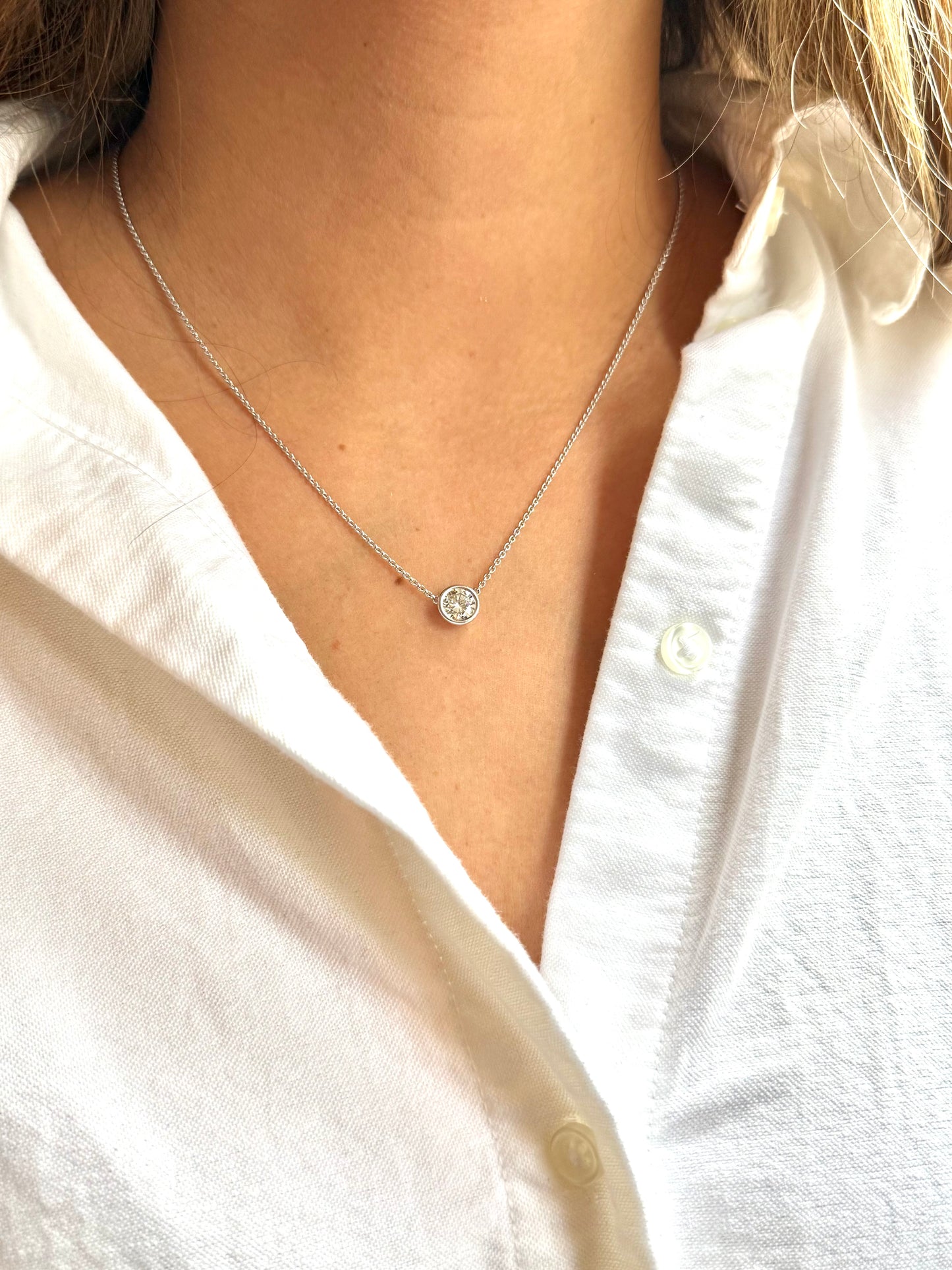 1.3ct VS1 Diamond Pendant 18ct white gold