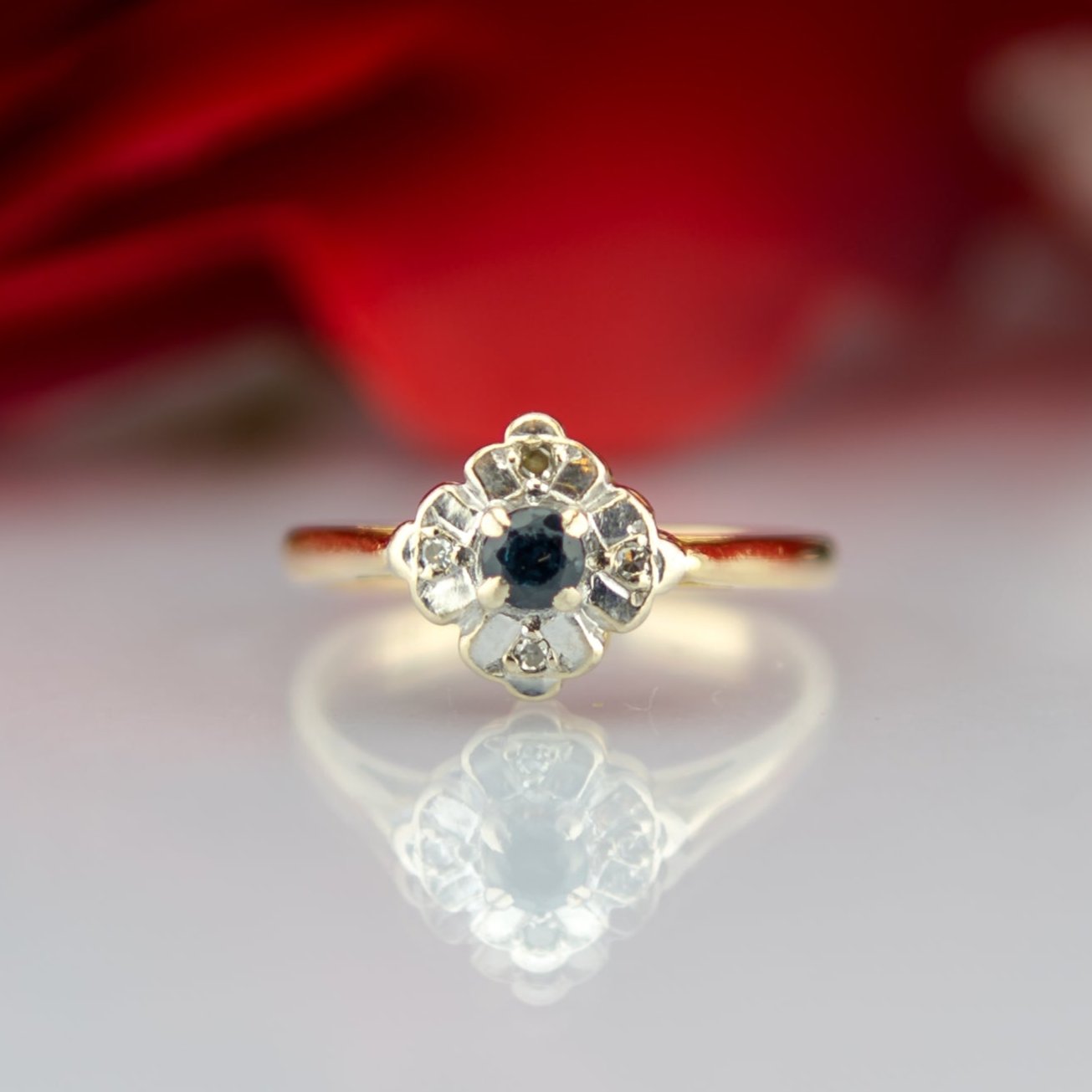 18ct Gold Sapphire & Diamond Ring
