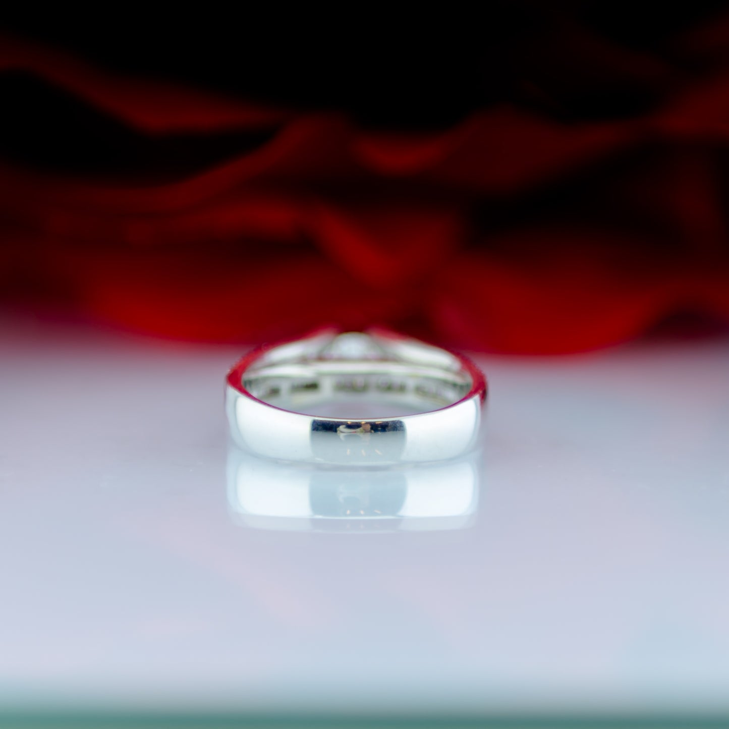 18ct White Gold Diamond Solitaire Ring