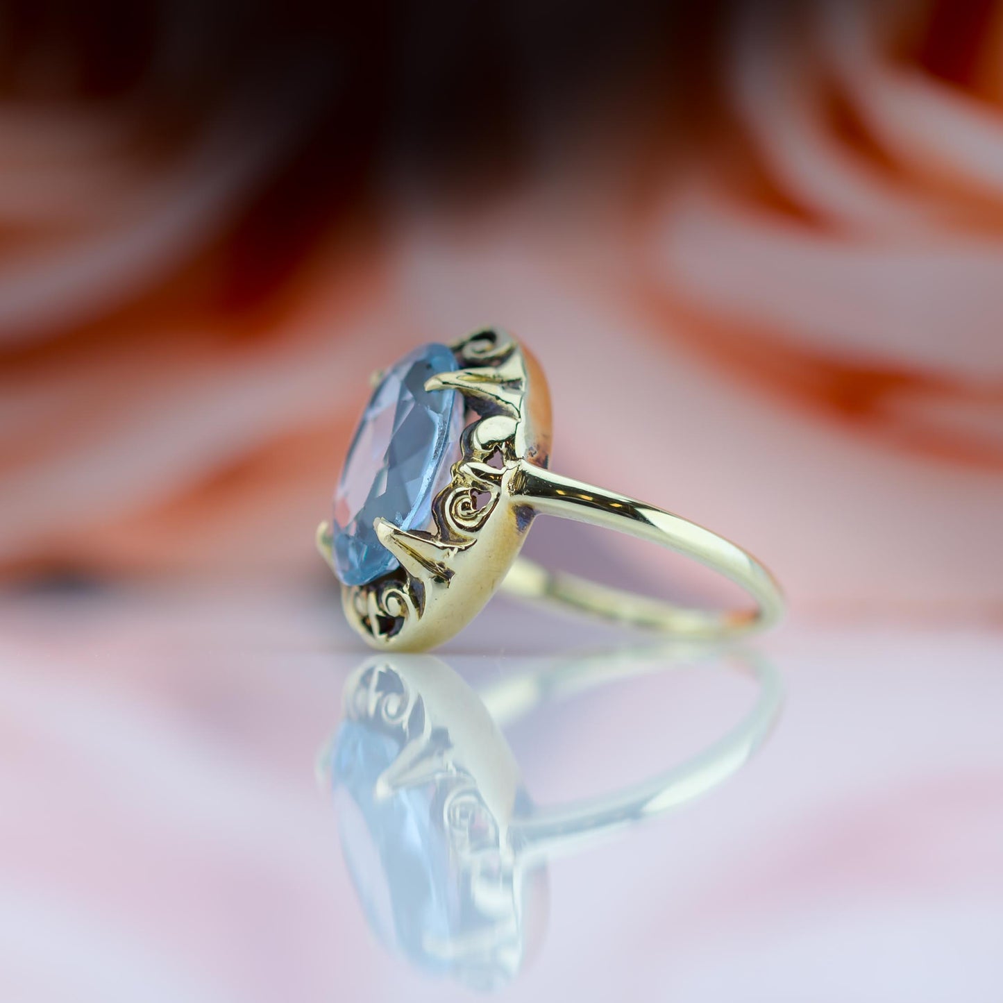 14ct Yellow Gold & Blue Spinel Gemstone 3ct