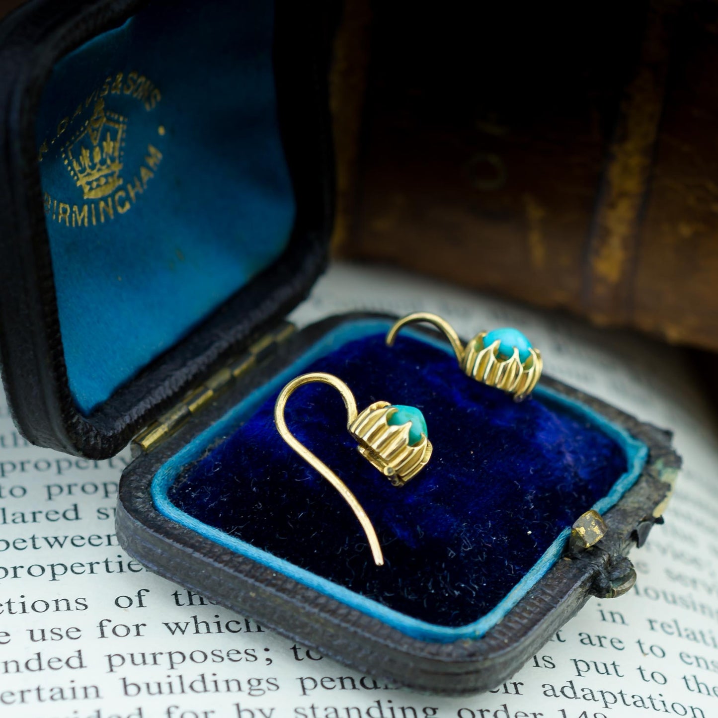 18ct Yellow Gold & Turquoise Vintage Earrings