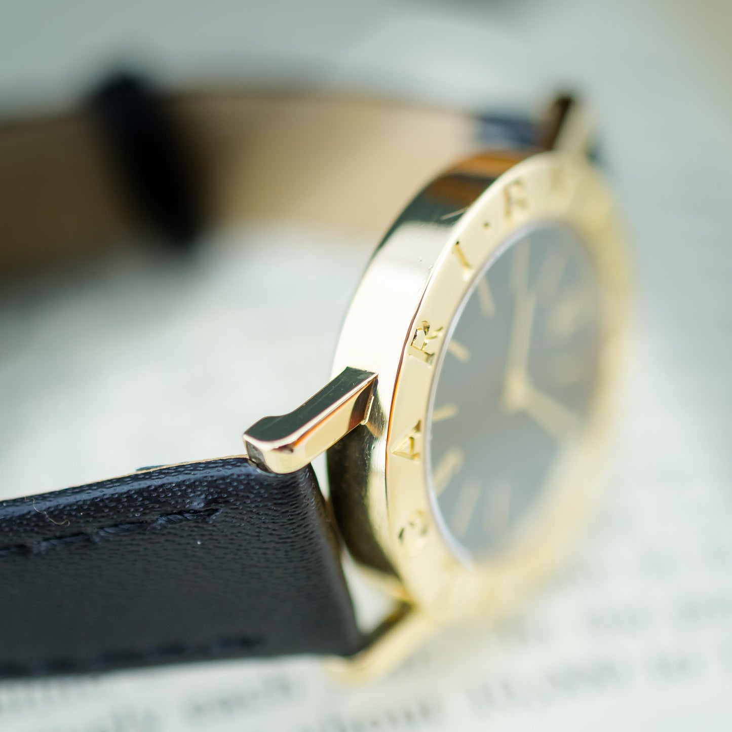 18ct Yellow Gold Bvlgari Quartz Watch Black Dial 26mm