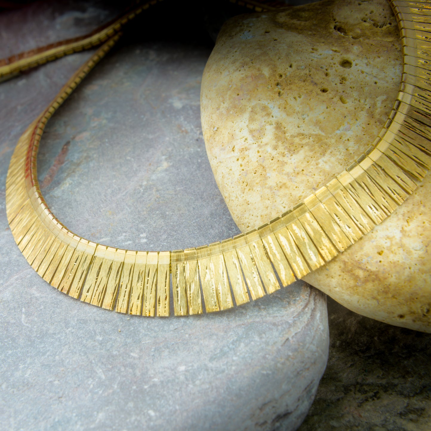 18ct Gold Cleopatra Necklace
