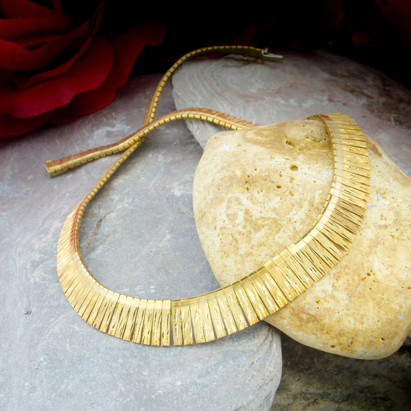 18ct Gold Cleopatra Necklace