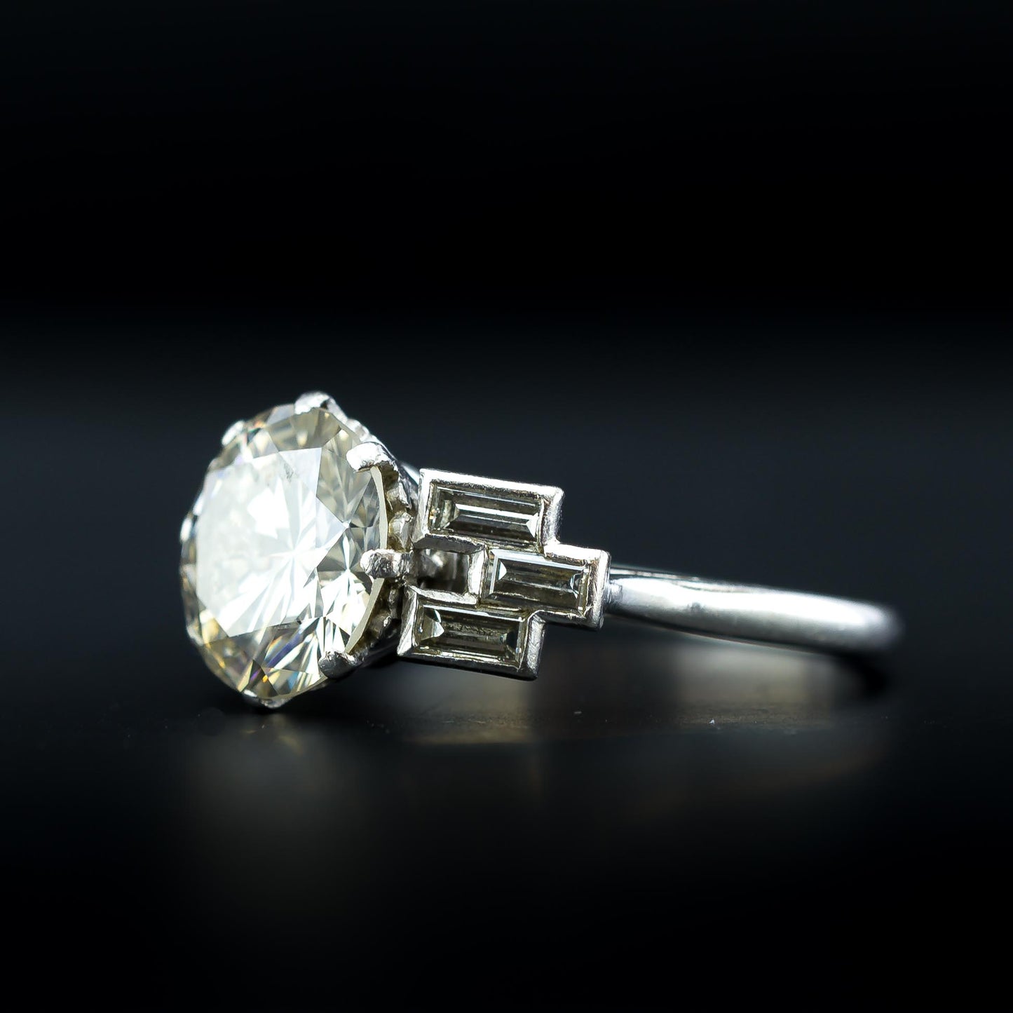 Diamond Solitaire Ring Single 3.75ct - VS2 - 4.10 TCW - Colour K - Certificate