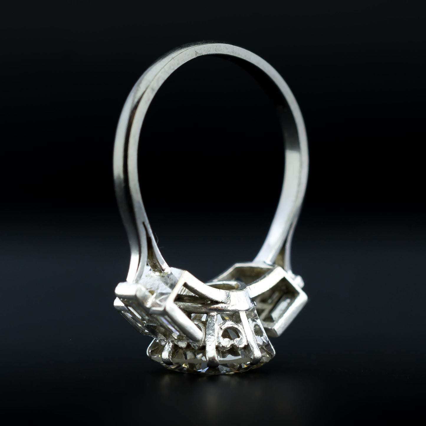 Diamond Solitaire Ring Single 3.75ct - VS2 - 4.10 TCW - Colour K - Certificate