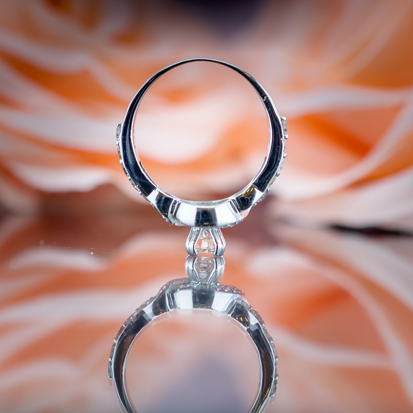 14ct White Gold Solitaire Diamond Cluster Ring 0.75TCW