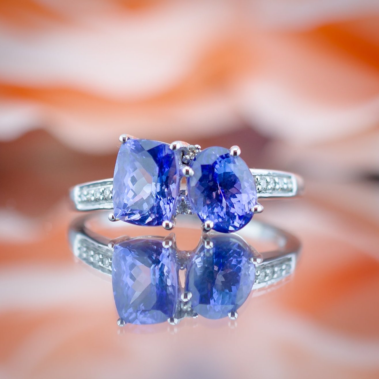 14ct White Gold Tanzanite & Diamond Ring