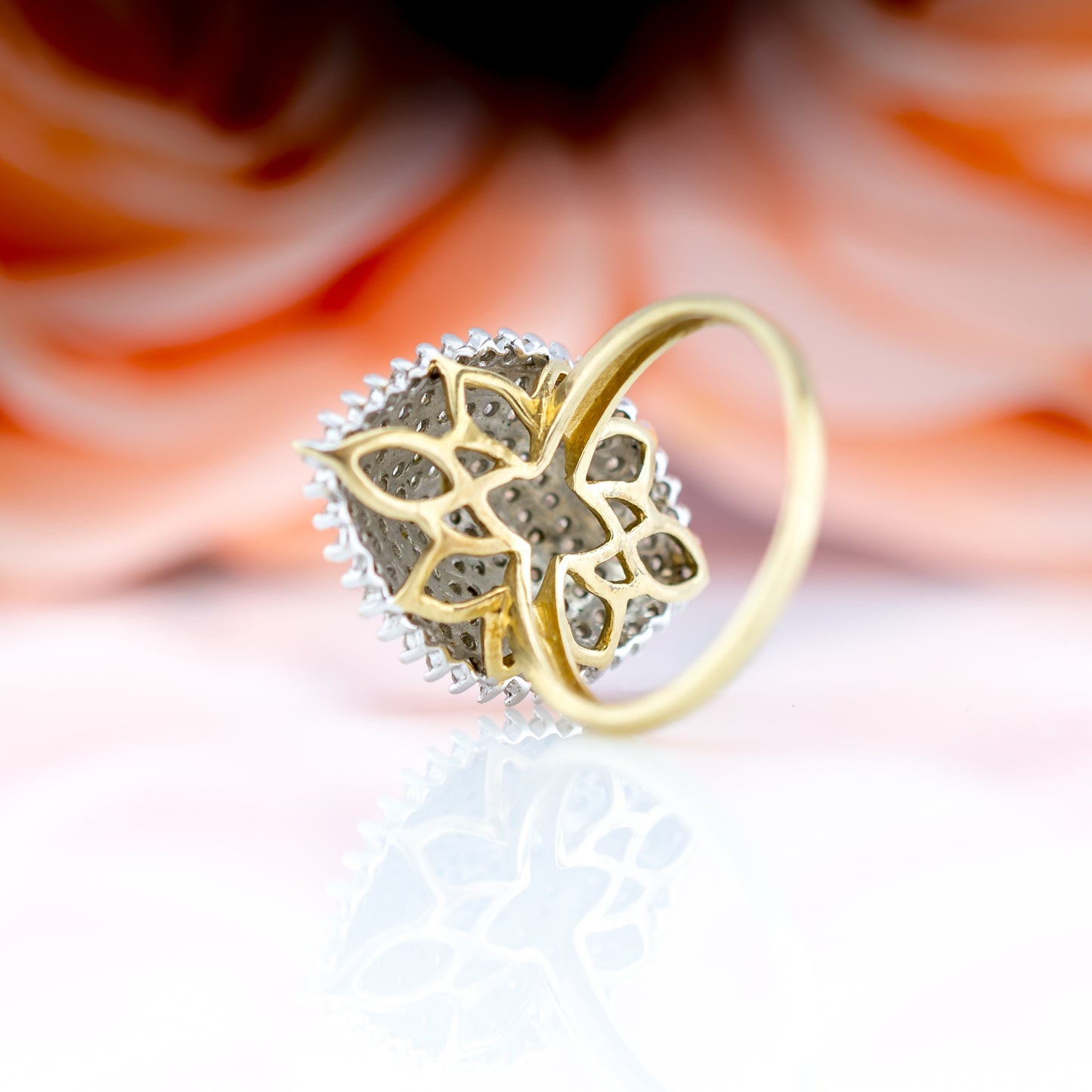 9ct Yellow Gold 1ct Diamond Oval Cluster Ring