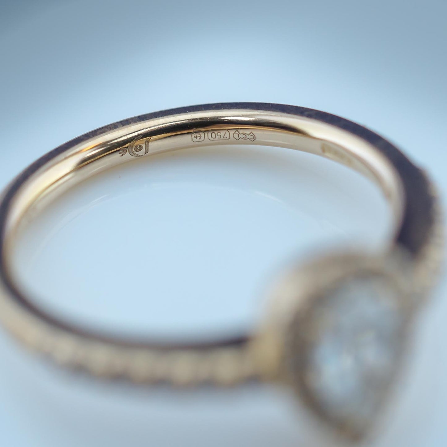 18ct Rose Gold 0.9ct Diamond Teardrop Solitaire Ring with Certificate