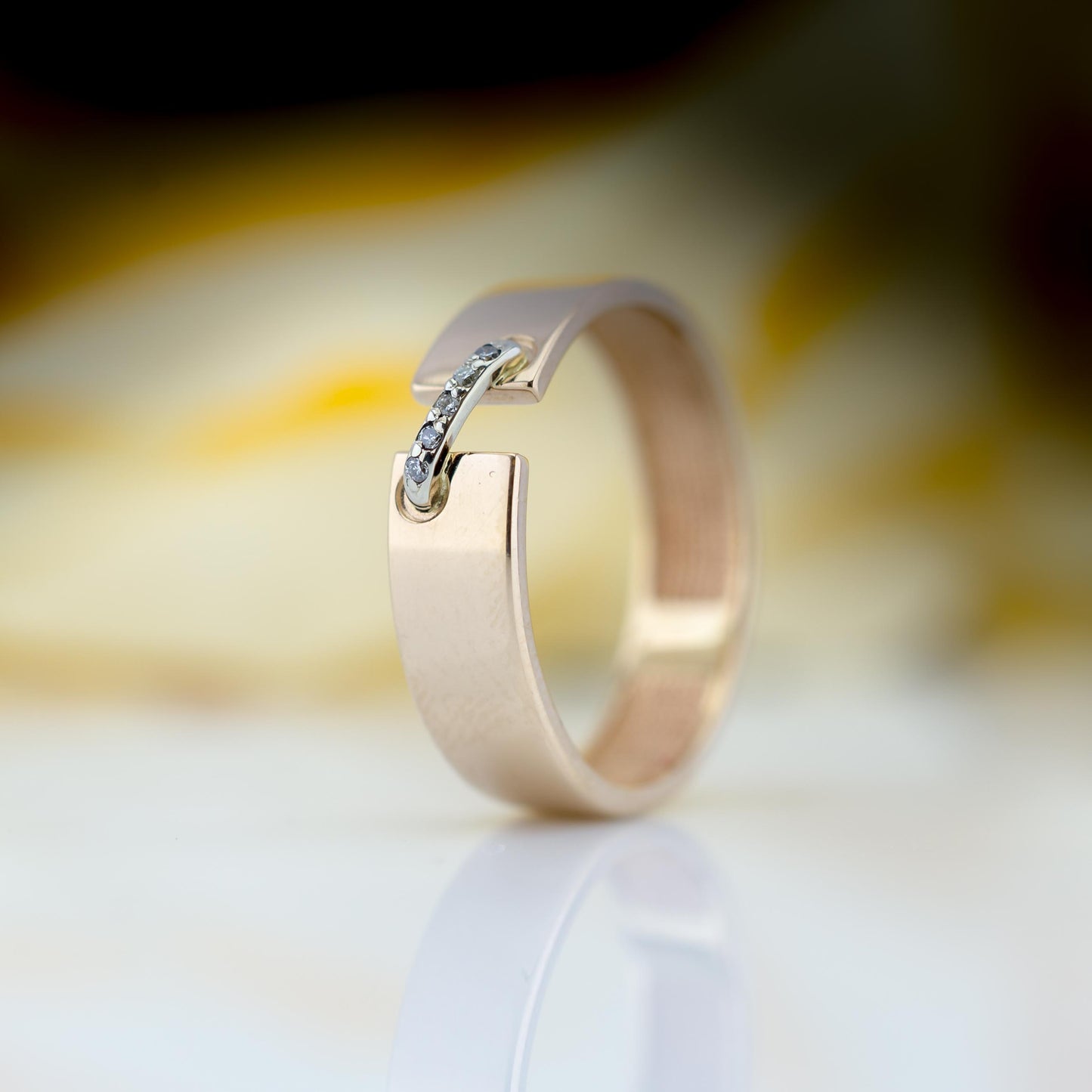 14ct Gold Diamond Band Ring