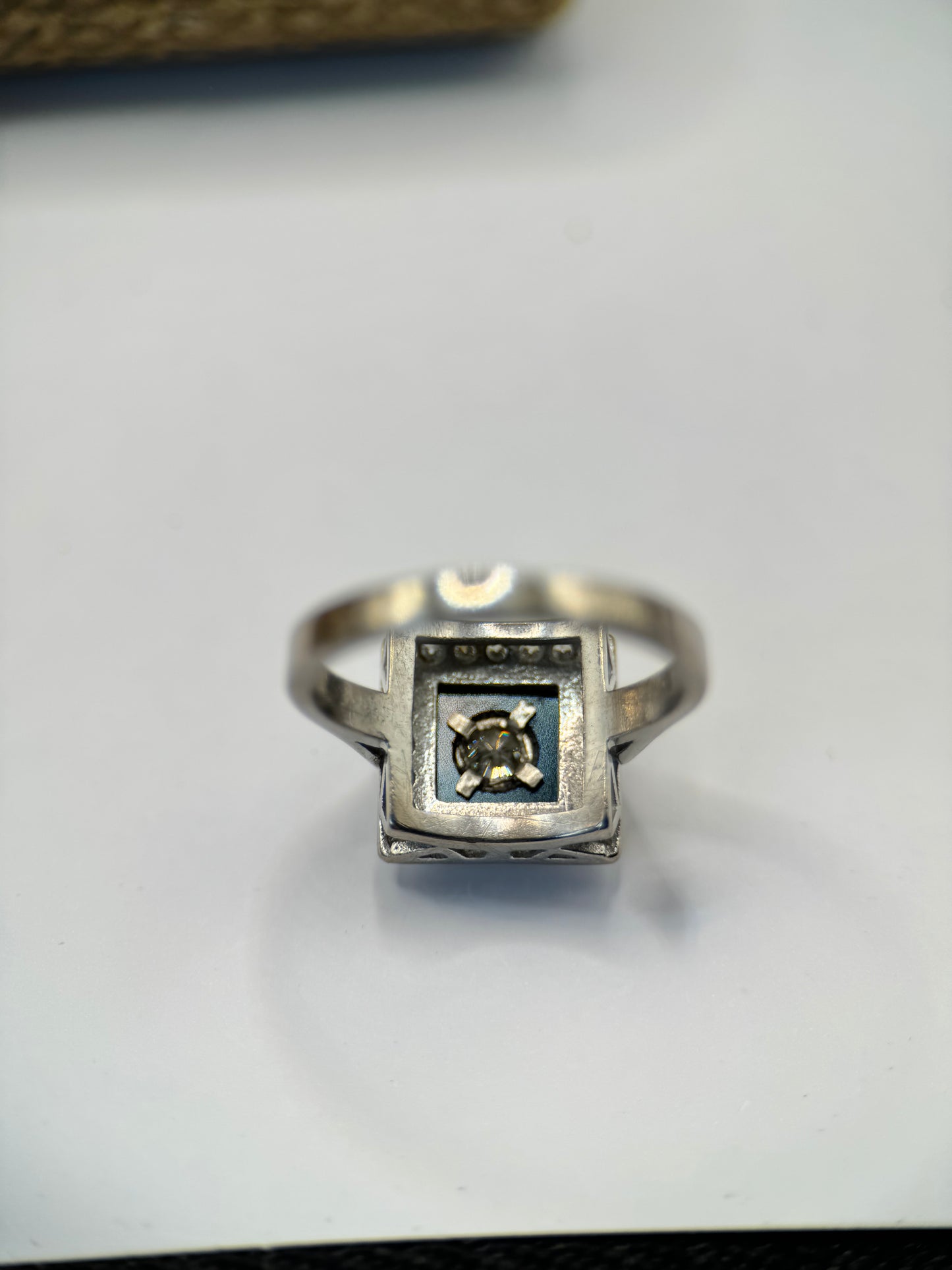 18ct White gold Diamond and Onyx Ring