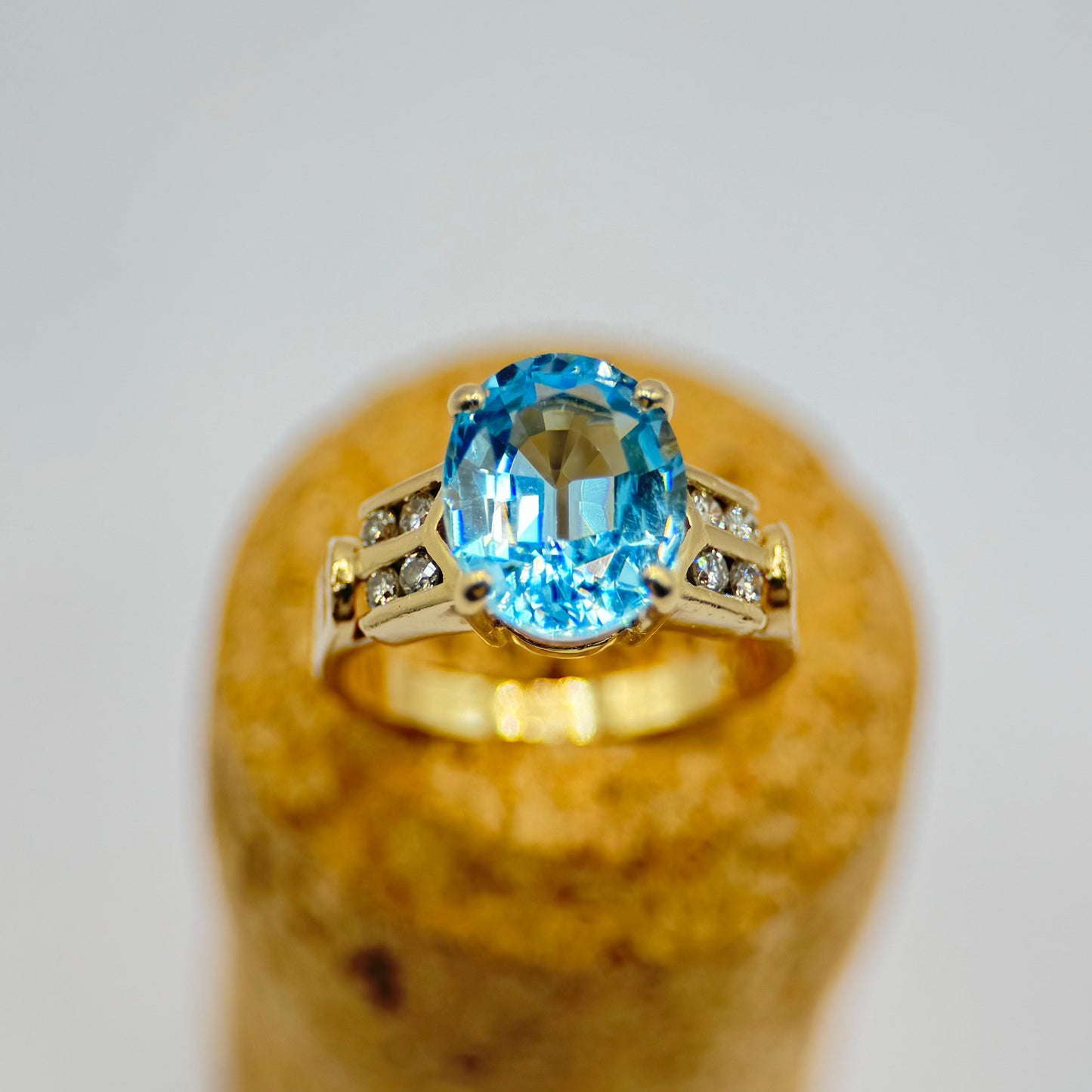 14ct Gold Topaz and Diamond ring