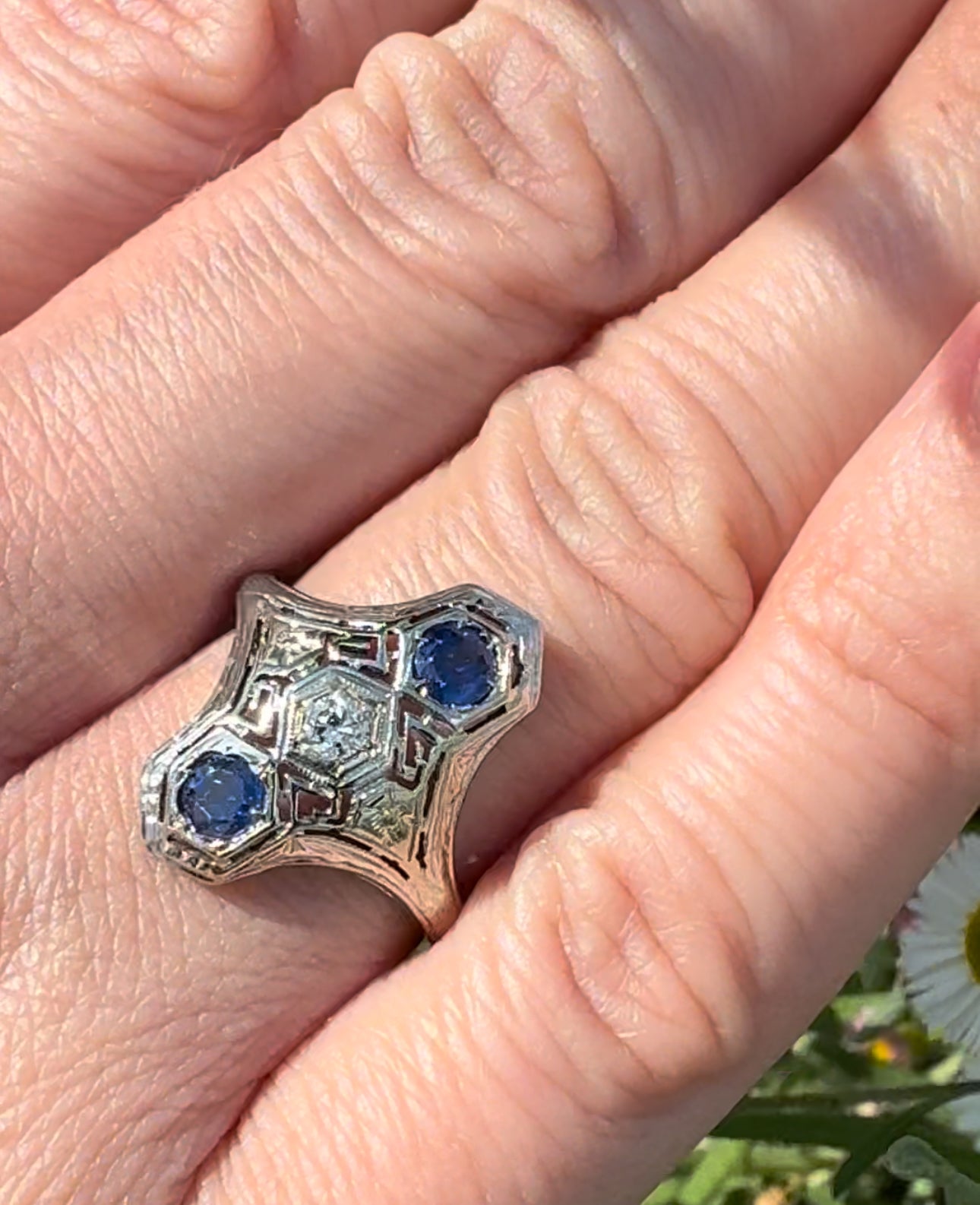 18ct White gold Sapphire & Diamond Deco Filigree Trilogy Ring