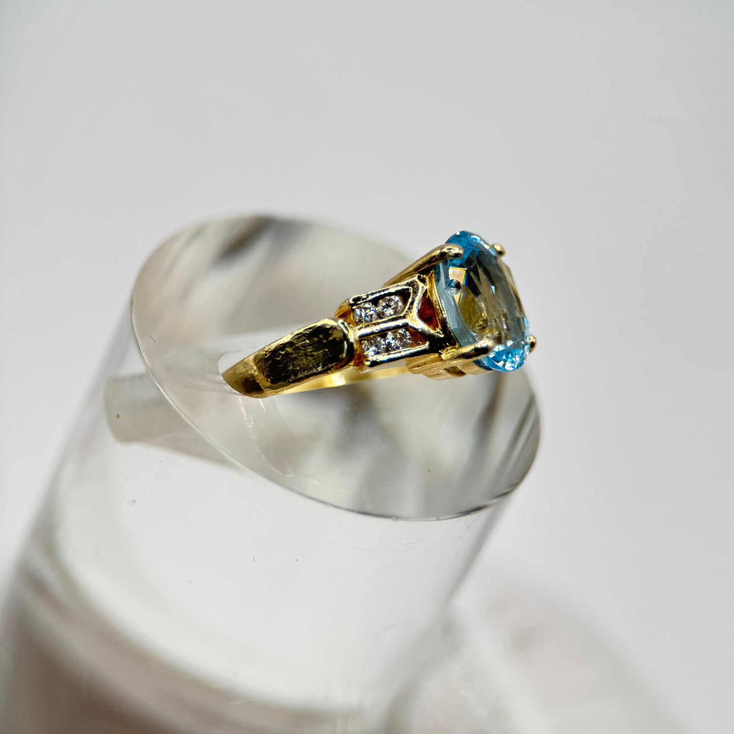 14ct Gold Topaz and Diamond ring