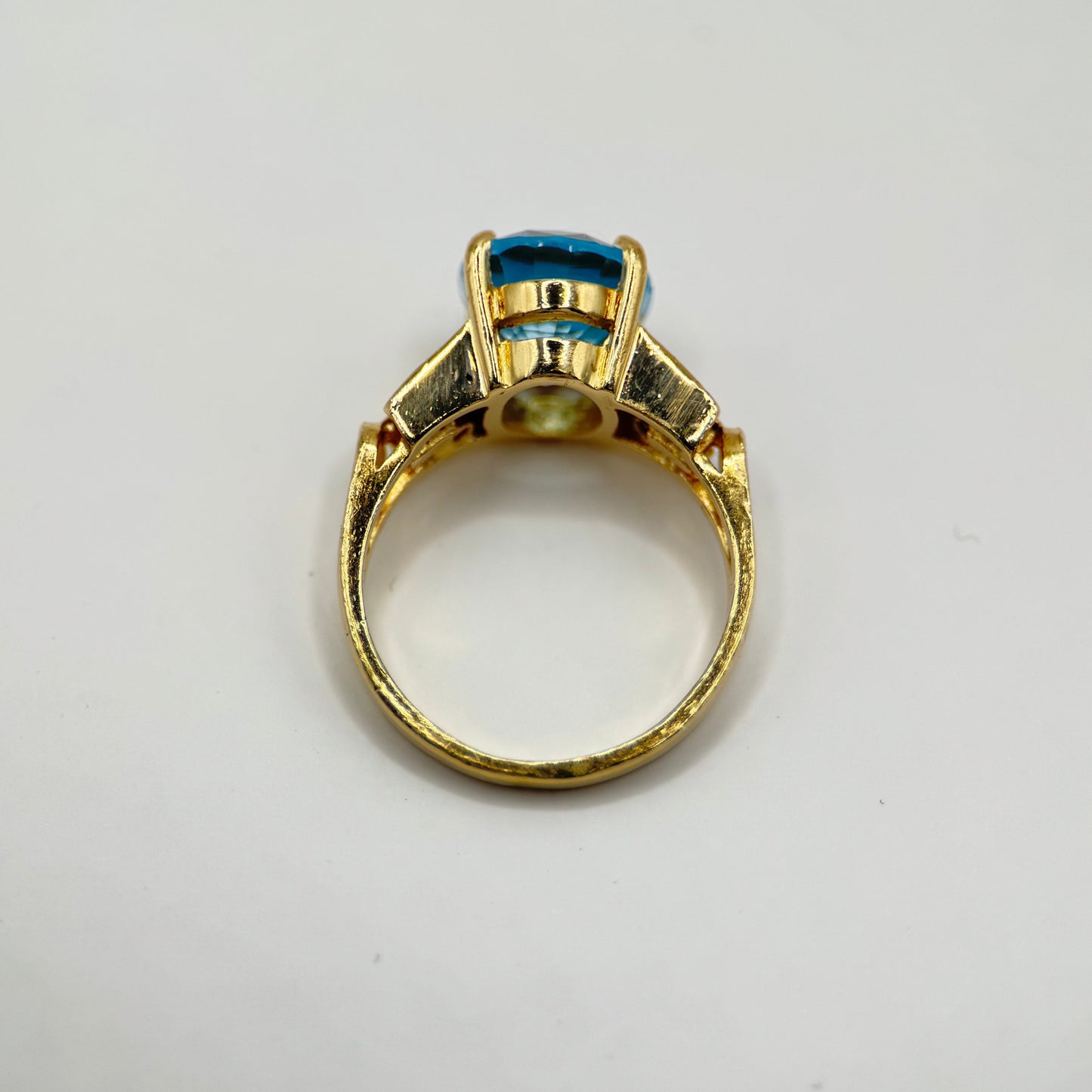 14ct Gold Topaz and Diamond ring