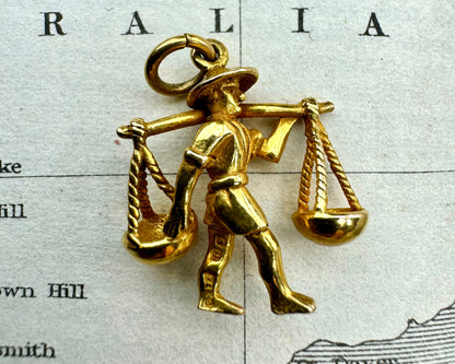 Gold Pendants, Pins & Charms