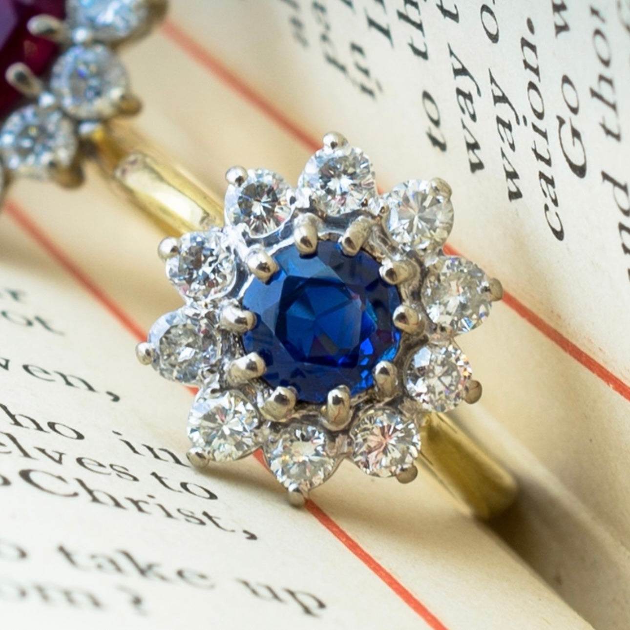 18ct Vintage Sapphire & Diamond Ring