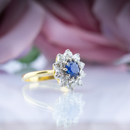 18ct Vintage Sapphire & Diamond Ring