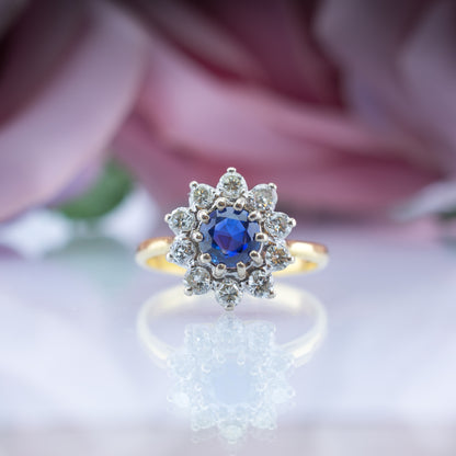 18ct Vintage Sapphire & Diamond Ring