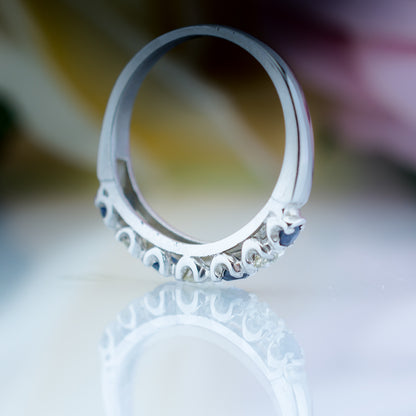 18ct White Gold Diamond & Sapphire Ring