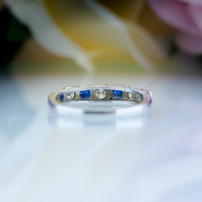 18ct White Gold Diamond & Sapphire Ring